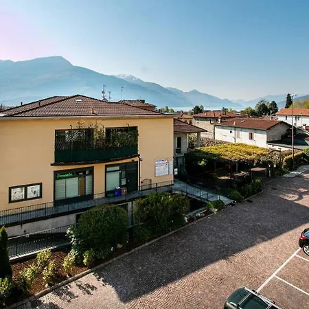 Regina - View Apartment Gravedona