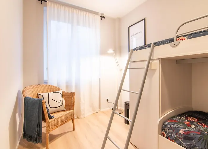 Regina - View Gravedona