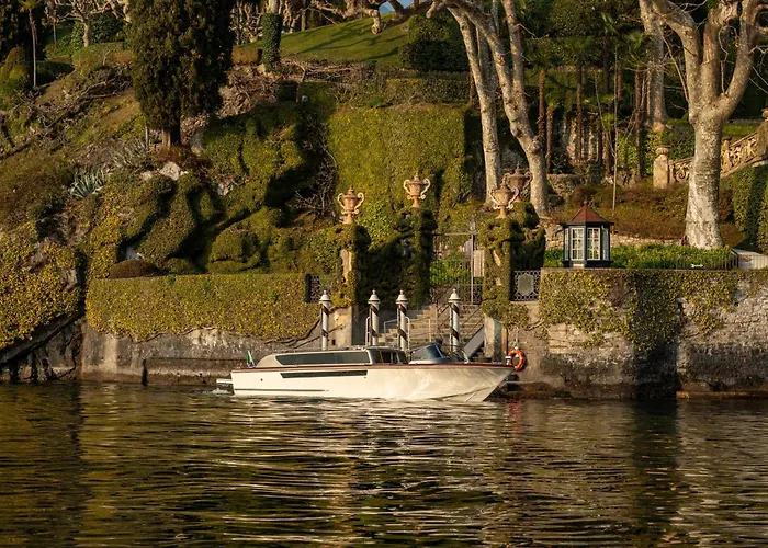 Regina - View Gravedona